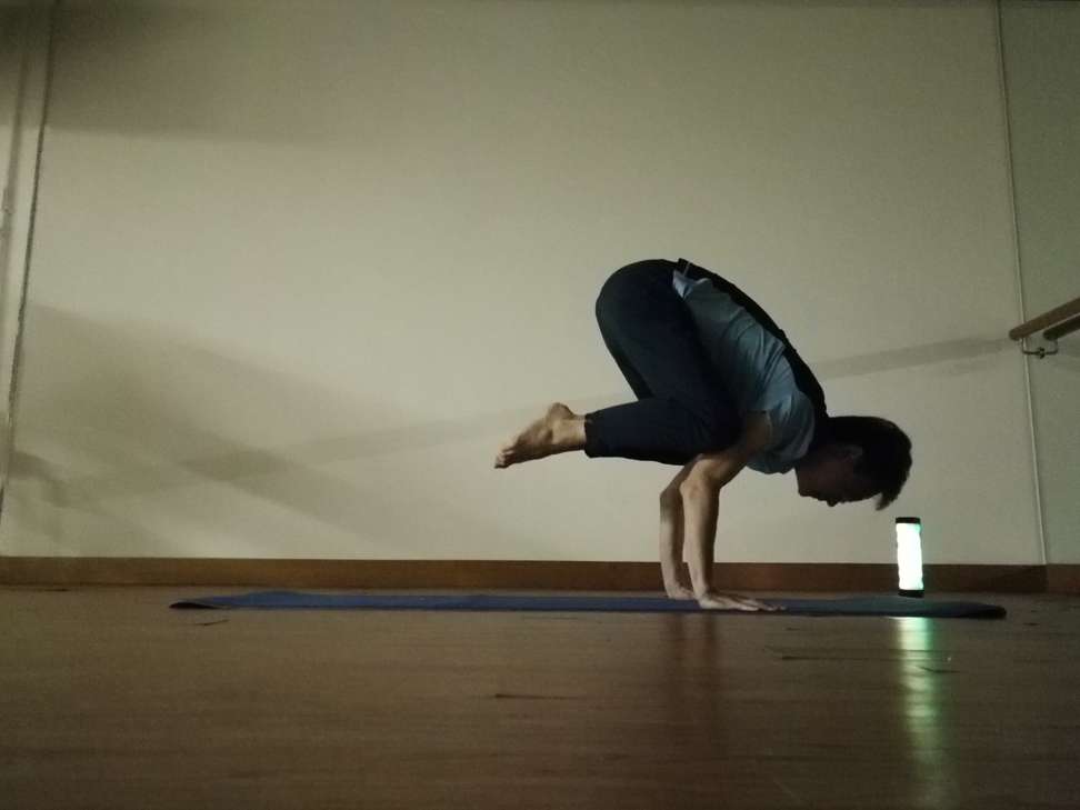 An image shot in low light without flash (of the writer doing yoga) using the Huawei P10. Photo: Antony Dickson