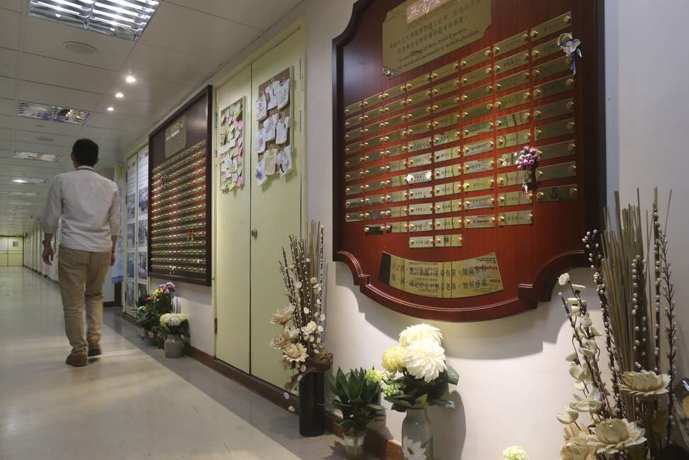 Plaques at Chinese University honour the “silent teachers” who donated their bodies to help student doctors train. Photo: K.Y. Cheng