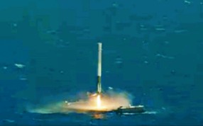 The unmanned Falcon rocket lands on a barge in the Atlantic Ocean on April 8. Photo: AP The unmanned Falcon rocket lands on a barge in the Atlantic Ocean on April 8. Photo: AP
