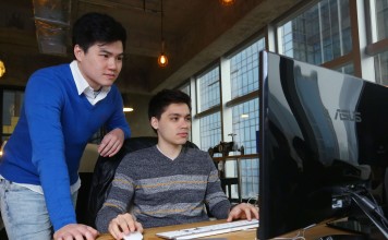 Timothy Yu (L), co-founder of Snapask, in KwunTong. Photo: Edmond So