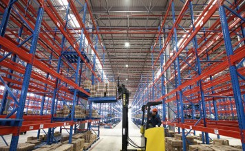 The supply of Grade A logistics property in China amounts to less than 30 million square metres, according to JLL. Photo:Reuters/China Daily