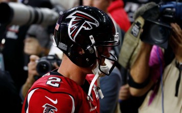 Atlanta Falcons quarterback Matt Ryan walks off the field after losing the Super Bowl. Photo: AFP