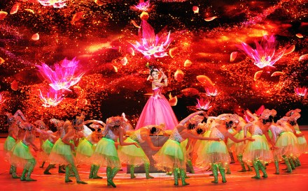 A scene from CCTV's annual New Year Gala, in this file photo. The glitzy, festive live broadcast this year featured a gam0e where viewers could use their smartphones to grab virtual red money envelopes. Photo: China Foto Press A scene from CCTV's annual New Year Gala, in this file photo. The glitzy, festive live broadcast this year featured a gam0e where viewers could use their smartphones to grab virtual red money envelopes. Photo: China Foto Press