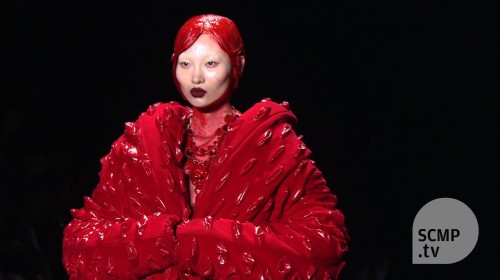 Hu Sheguang closes Beijing fashion week with trademark style