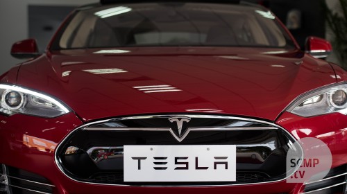 Tesla 'Autopilot' death under investigation