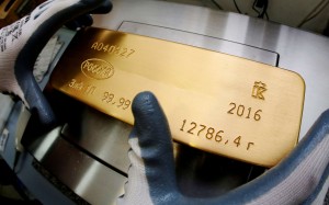 Odds of a Clinton win rises a day before Americans vote on November 8