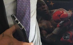 Manny Pacquiao shows off his new suit Manny Pacquiao shows off his new suit