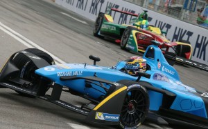 Renault e.dams driver Sébastien Buemi in action at the 2016 Hong Kong ePrix in Central. Photo: K. Y. Cheng