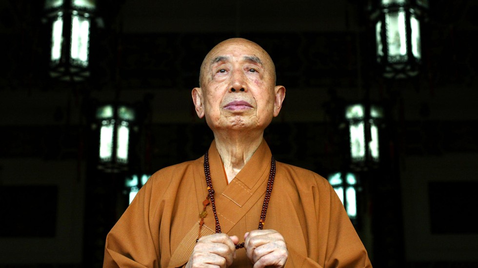 Hong Kong's Buddhist leader Kok Kwong dies at the age of