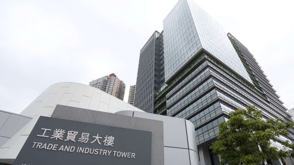 Hong Kong officials defend plan to revoke licence of scandal-hit