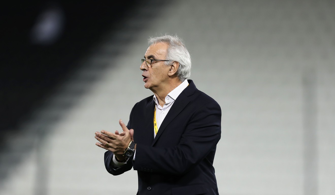 Qatar head coach Jorge Fossati reacts on the sidelines. Photo: AFP