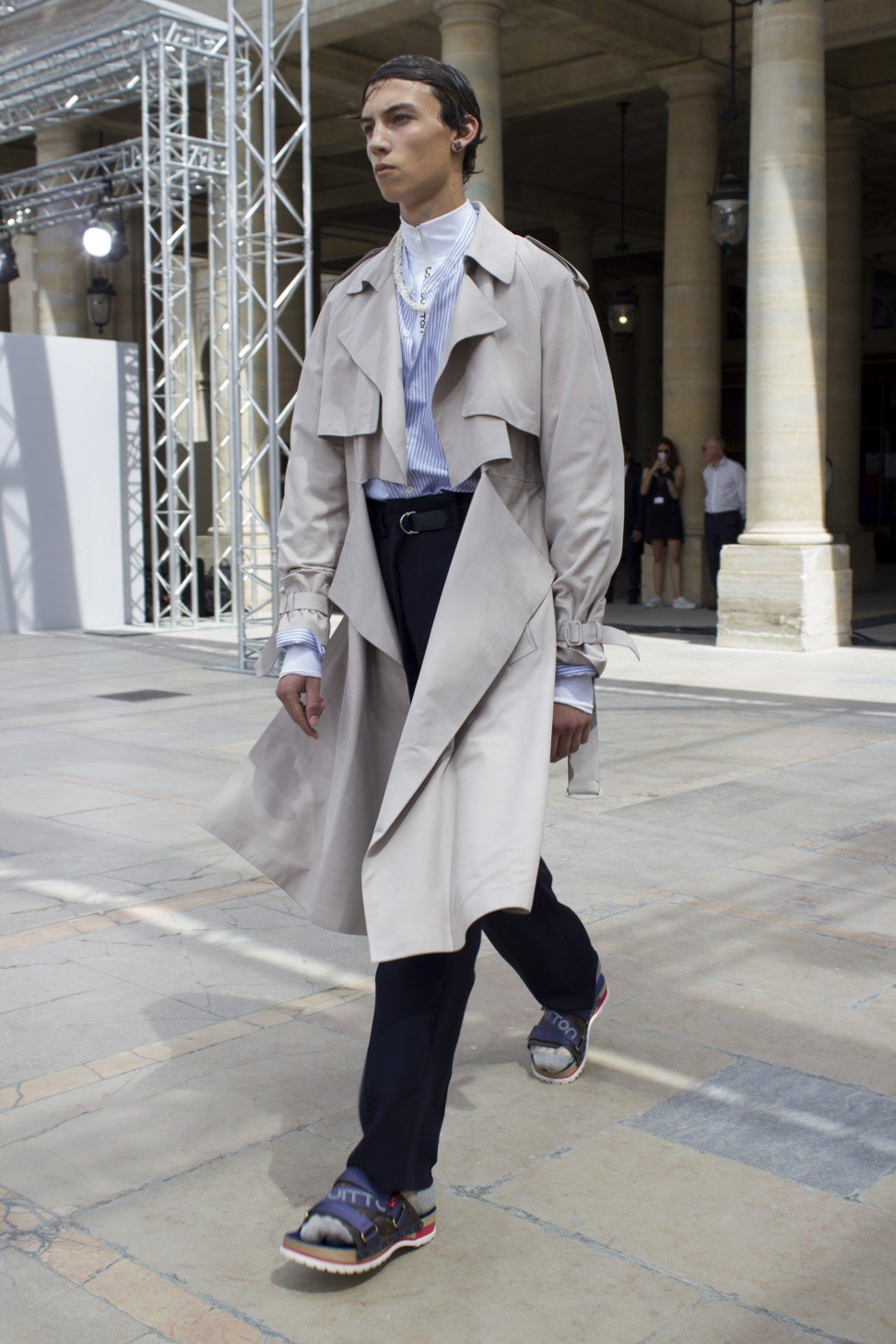 A Look At Louis Vuitton's SS14 Menswear - KIMU