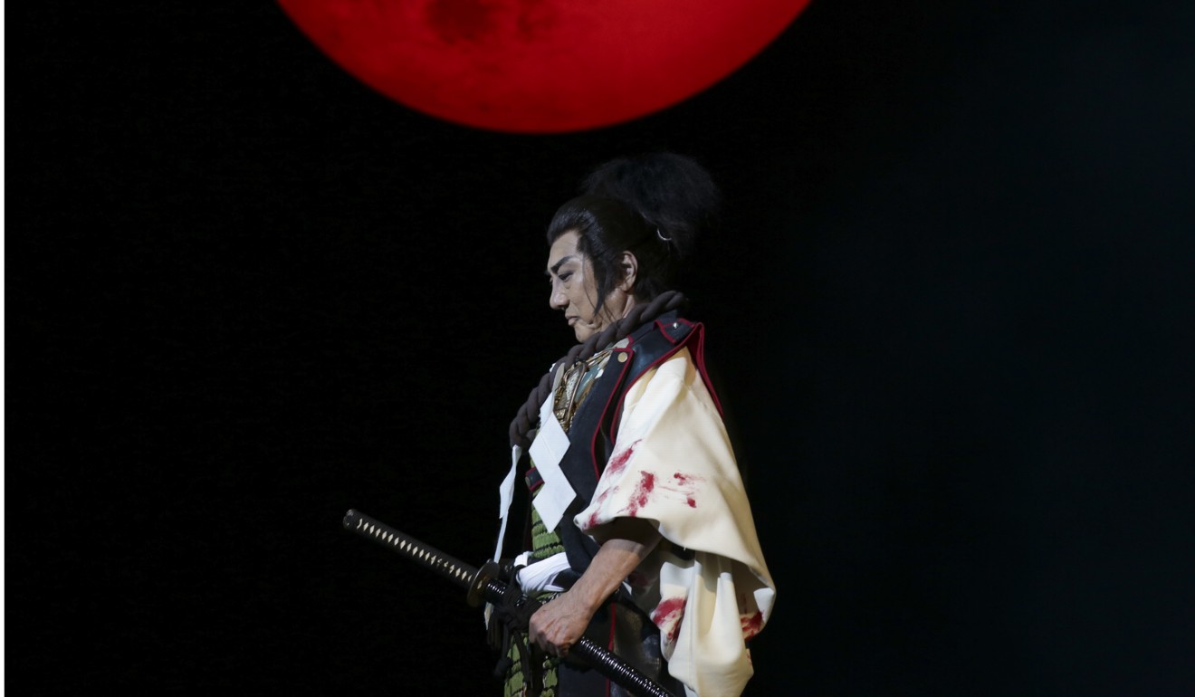 Masachika Ichimura at the rehearsal of the Ninagawa Company's production of Macbeth at the Hong Kong Cultural Centre. Photo: James Wendlinger
