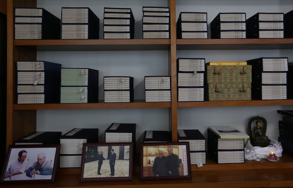 A study adjoining Chen’s penthouse office in Haikou. A photograph of Chen’s meeting with Chinese president Xi Jinping is displayed front and centre on his shelf. Photo: SCMP/Xiaomei Chen