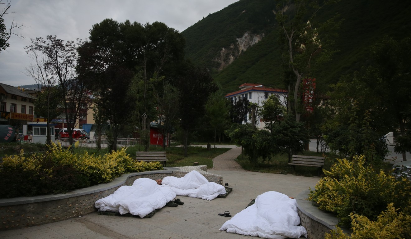 Many people in Zhangzha are afraid to sleep indoors after the earthquake. Photo: Sam Tsang