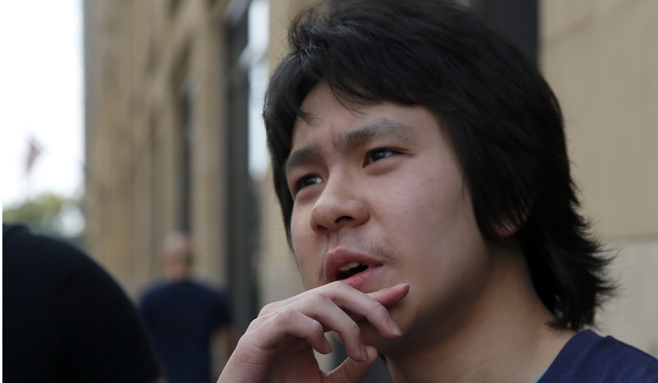 Amos Yee talks to reporters outside a US immigration field office in Chicago on Tuesday after being released from federal custody. Photo: AP