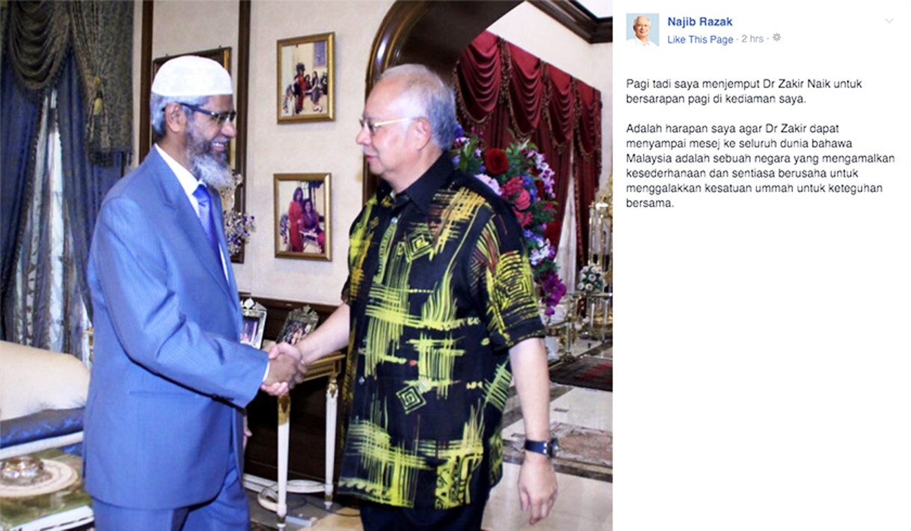 Malaysian Prime Minister Najib Razak posted photos on Facebook of his meetings with Zakir Naik in 2016. Photo: Facebook