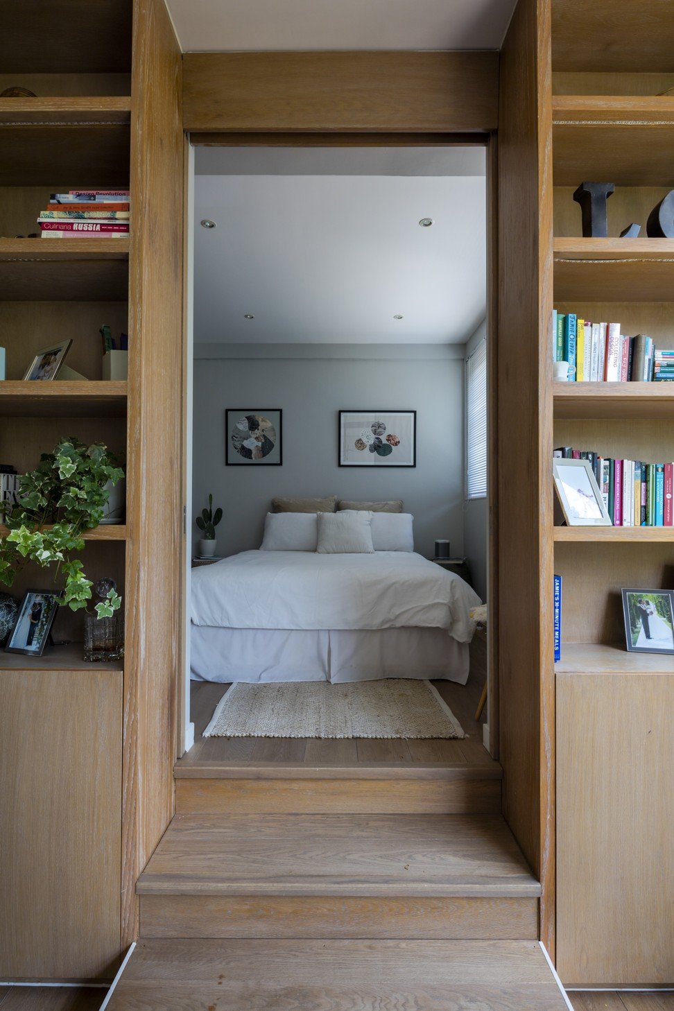 A spare bedroom in the Reinerts’ Lantau home.