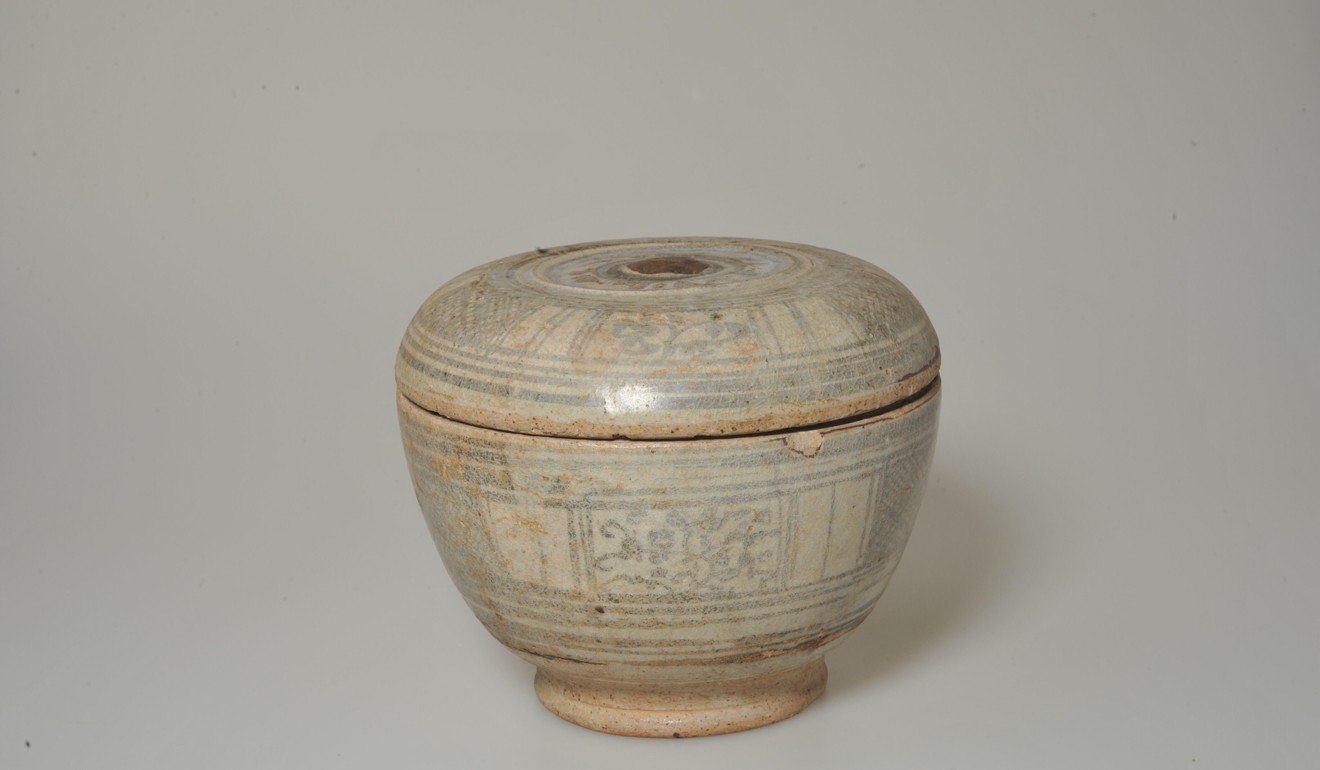 An earthenware box with cream white glaze from Sawankhalok, Thailand, dated to the 15th or 16th century. Photo: courtesy University Museum and Art Gallery, The University of Hong Kong