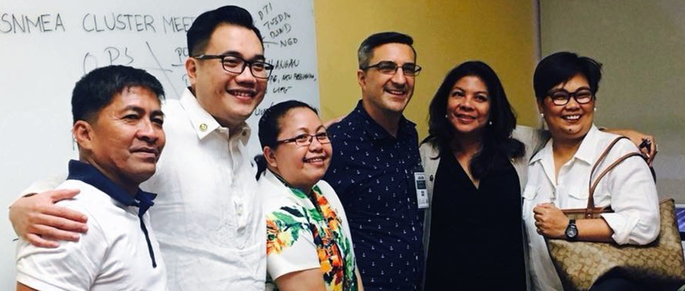 From left, Barangay 174 Chairman Eric Bunag, Presidential Communications Operations Office (PCOO) Assistant Secretary Ramon Cualoping, Glenda Pua, Father Luciano Felloni and PCOO Undersecretary Lorraine Badoy. Photo: Rose Novenario