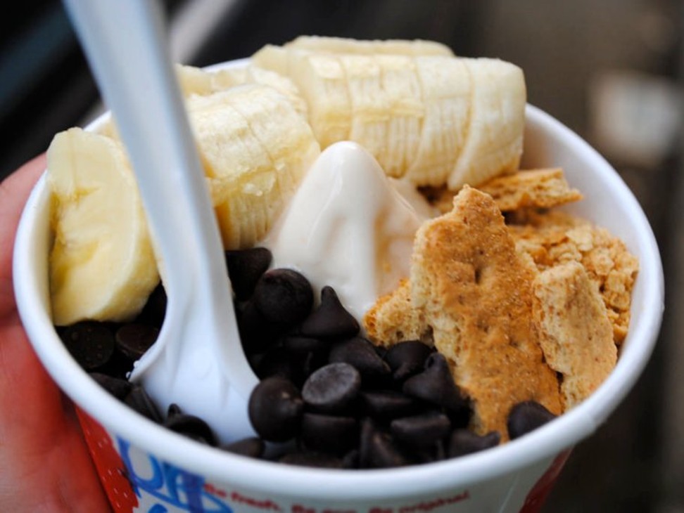Ice cream – many people’s perfect dessert – served with sliced banana and chocolate chips. Photo: Flickr/Lizard10979