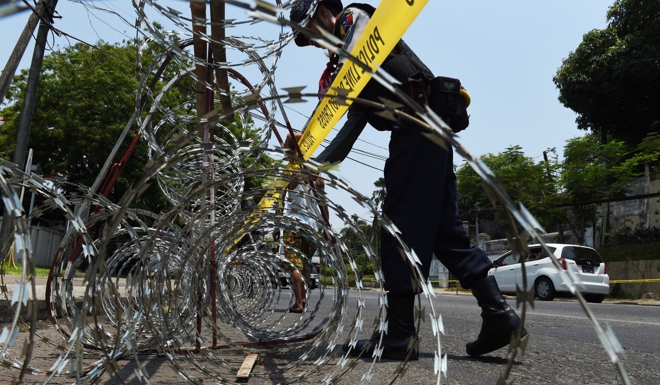 Myanmar police prepare for a rally by the hardline Buddhist group MaBaTha at the US embassy. Photo: AFP