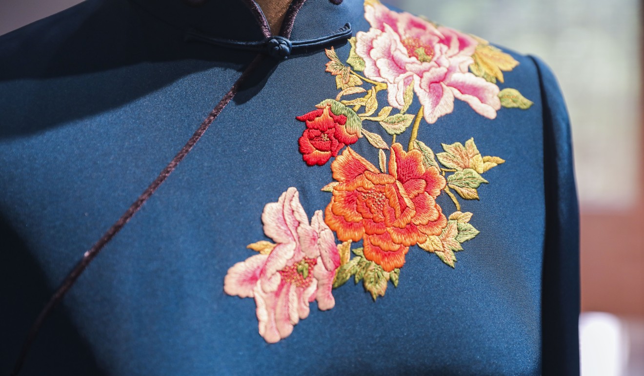 Floral details on a xinzhongzhang garment. Photo: Simon Song