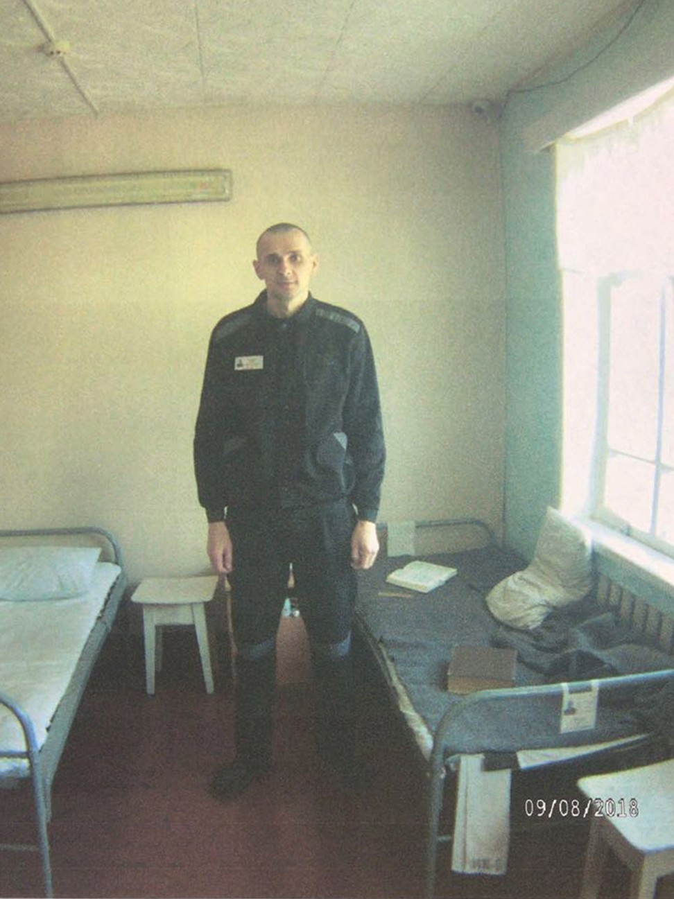 Jailed Ukrainian film director Oleg Sentsov poses for a picture in his cell. Photo: EPA