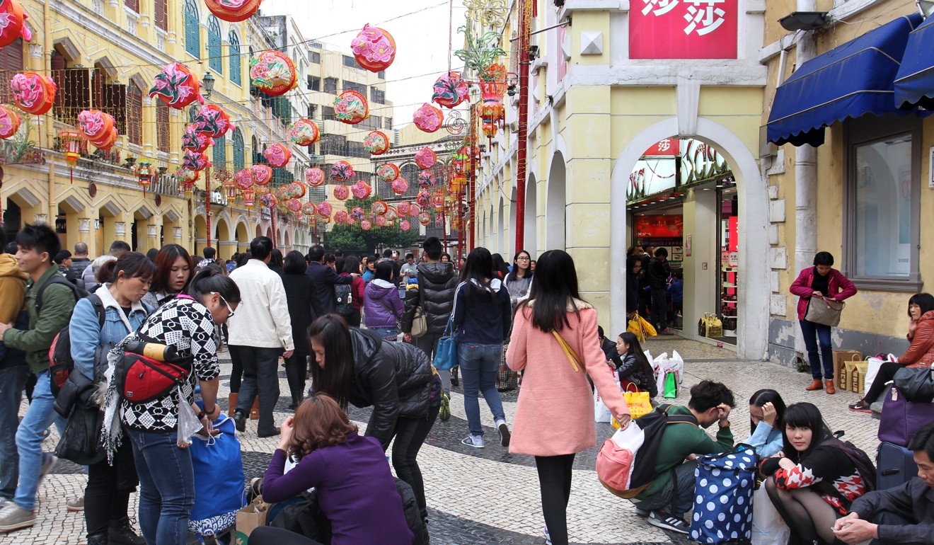 Tourists on Largo do Senado in Macau. Photo: SCMP/Dickson Lee