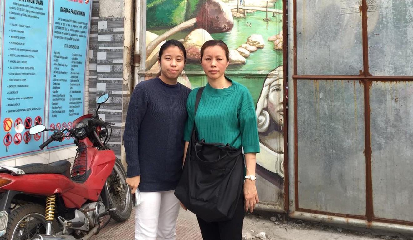 Leung Shu-fook’s daughter Winkey Leung Wing-lam (left) and Lo Wing-fai’s elder sister Lo Shu-ho outside the prison in Olongapo city. Photo: Handout