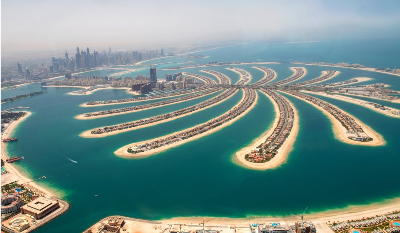 What's it like to stay on Dubai's Palm Jumeirah, the palm-shaped ...