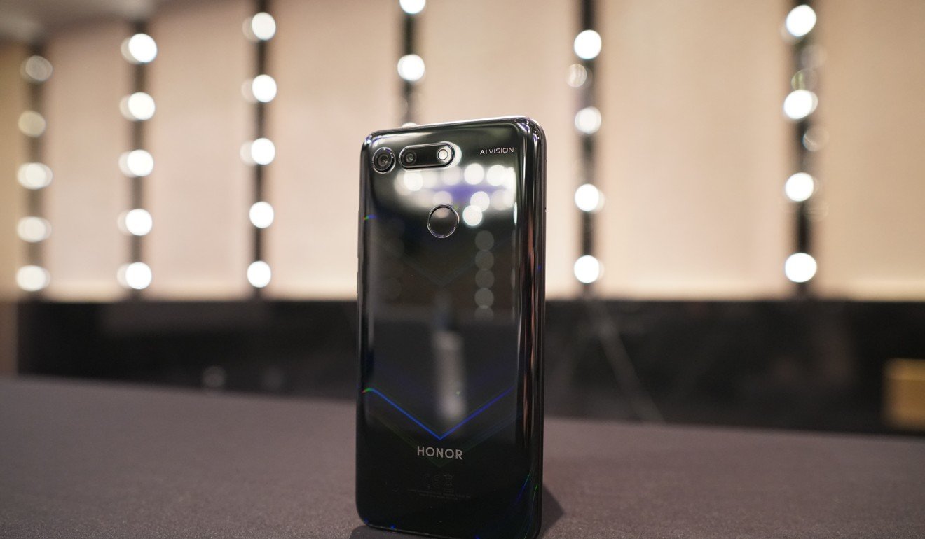 The Honor View 20 has a glass back with a laser-etched design that shows a subtle V pattern when light reflects off it. The main camera system on the back consists of a 48-megapixel Sony CMOS lens and a TOF (time-of-flight) 3D camera. Photo: Ben Sin