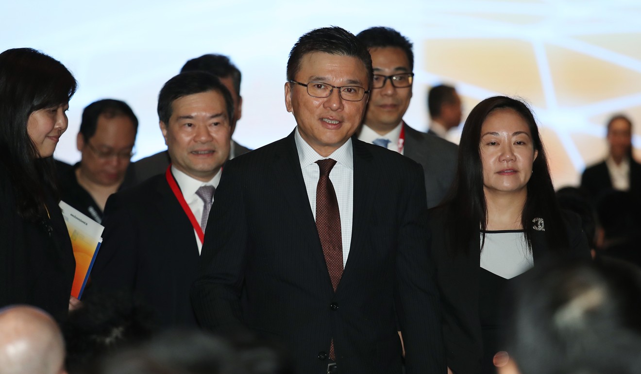 Former Secretary for the Financial Services and Treasury Ceajer Chan Ka-keung (centre) on April 10, 2017. Photo: Nora Tam