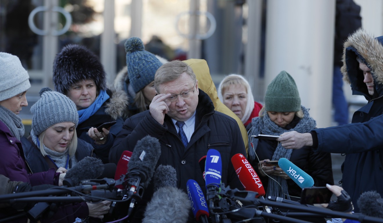 Vladimir Zherebenkov, a lawyer of for accused US spy Paul Whelan, speaks to the media outside the Moscow City Court on Tuesday. Photo: EPA