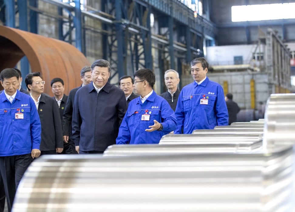 Chinese President Xi Jinping visits a workshop of China First Heavy Industries (CFHI) in Qiqihar, northeast China's Heilongjiang Province. Heilongjiang is among the provinces where it has been reported government authorities are closing zombie companies. Photo: Xinhua