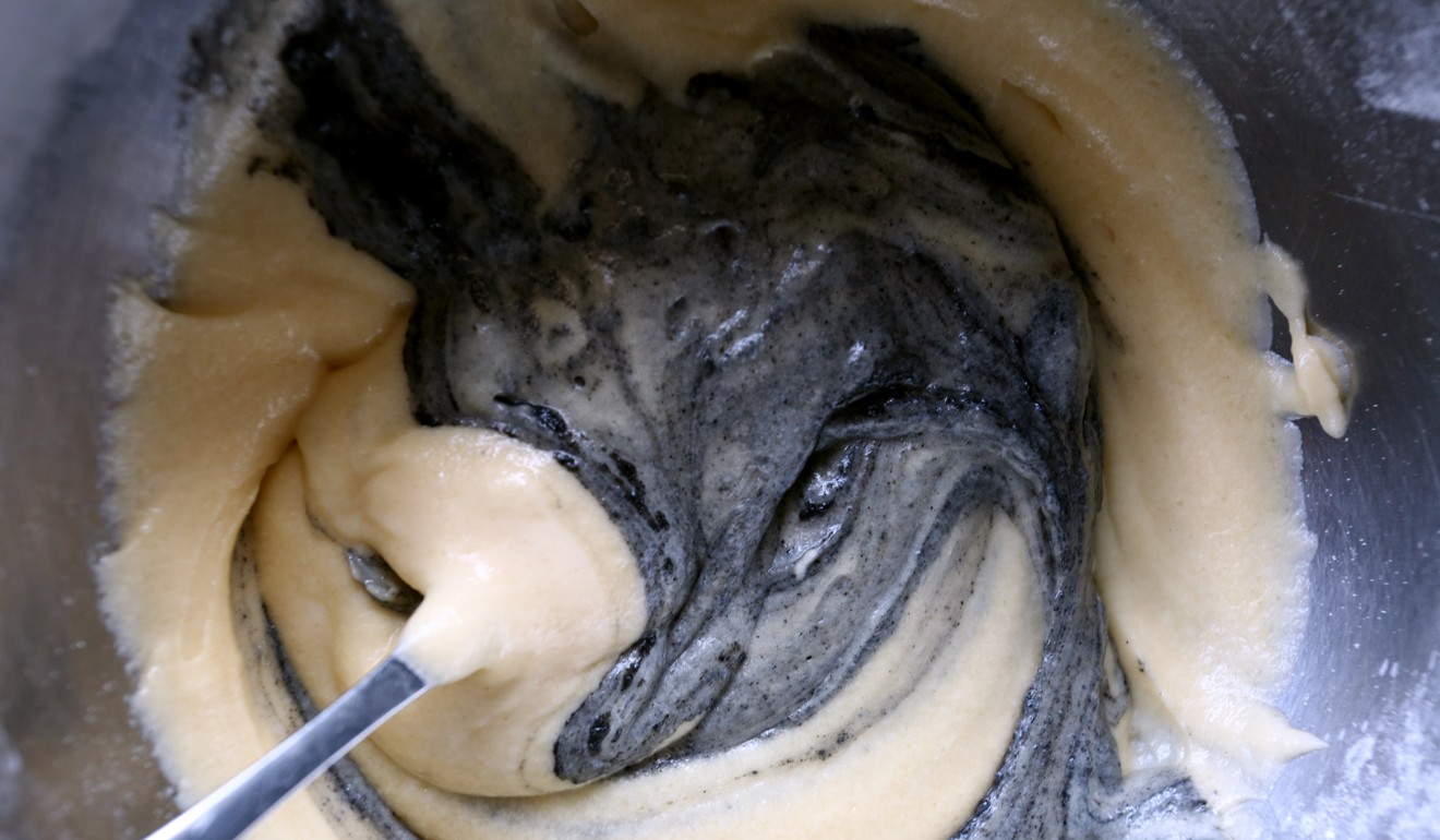 Mix in the black sesame paste.