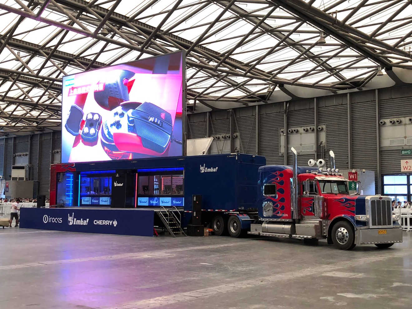 Two all-female esports teams competing inside of Optimus Prime. Just a normal ChinaJoy thing.