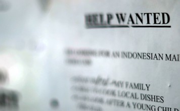 People smugglers are increasingly paying rural Indonesians cash to persuade them to work abroad as maids, unlike in the past when women had to pay exorbitant fees to secure the jobs, campaigners said. Photo: AFP