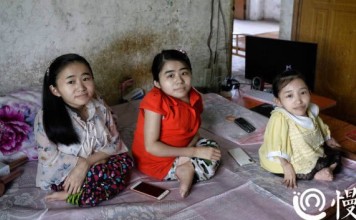 The three Chinese sisters spend about six hours a day online telling stories and singing songs for their 260,000 followers. Photo: Handout