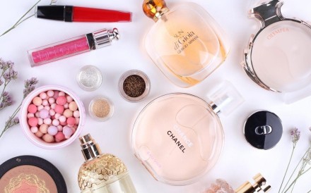 Women love beauty and make-up. We reveal the big hits and launches in the luxury fashion world in 2017. Photo: Shutterstock