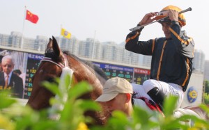 Karis Teetan adjusts his goggles after scoring aboard Able Warrior. Photos: Kenneth Chan