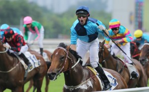 Neil Callan celebrates wildly as Not Listenin'tome wins the National Day Cup, stamping himself as one of Hong Kong's best emerging sprinters. Photos: Kenneth Chan
