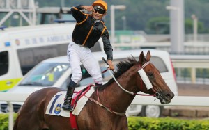 Karis Teetan celebrates aboard Able Friend in winning the Premier Bowl. Photos: Kenneth Chan
