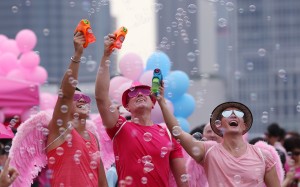 Pink Dot supporters. Wear pink! Photo: SCMP