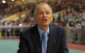 The returning galloper collided with a plastic rail after shying at a passing truck, while the afternoon on the racetrack was hardly any better