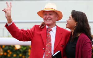 John Moore and his wife Fifi celebrate winning the Group One Stewards’ Cup. Photos: Kenneth Chan