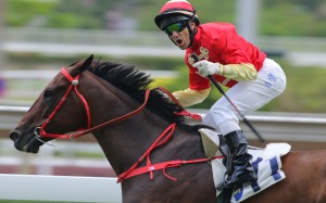 Brett Prebble screams in delight at Super Fluke wins at Sha Tin on Sunday. Photos: Kenneth Chan