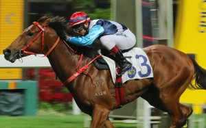 Dylan Mo drives Phantom Falcon to victory at Happy Valley in November. Photo: Kenneth Chan
