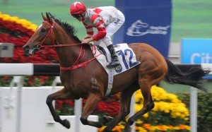 Lean Perfection cruises to a third straight win under Zac Purton. Photos: Kenneth Chan.