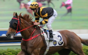 Frankie Lor-trained Glorious Forever wins in a canter for Zac Purton. Photos: Kenneth Chan